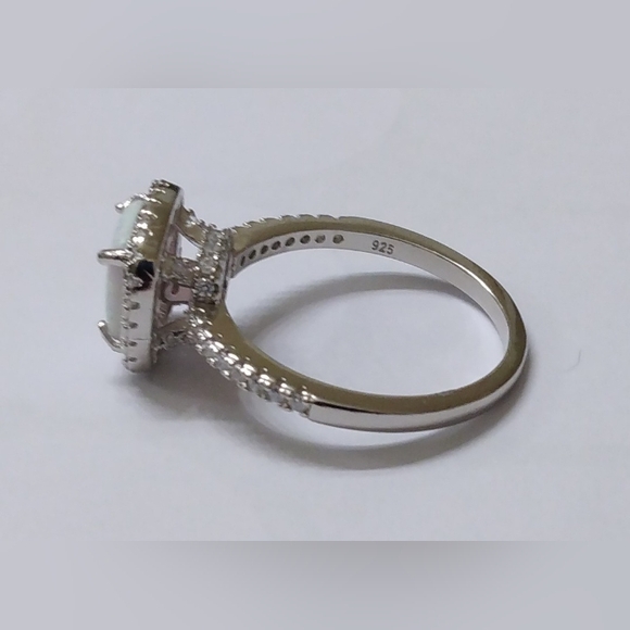 Vintage-inspired Solitaire Silver Gemstone White Opal Wedding Ring, Sz 10 - Picture 9 of 11